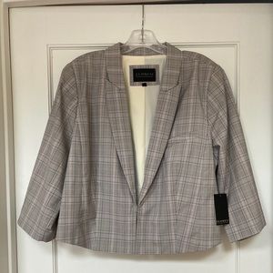 Cropped suit jacket